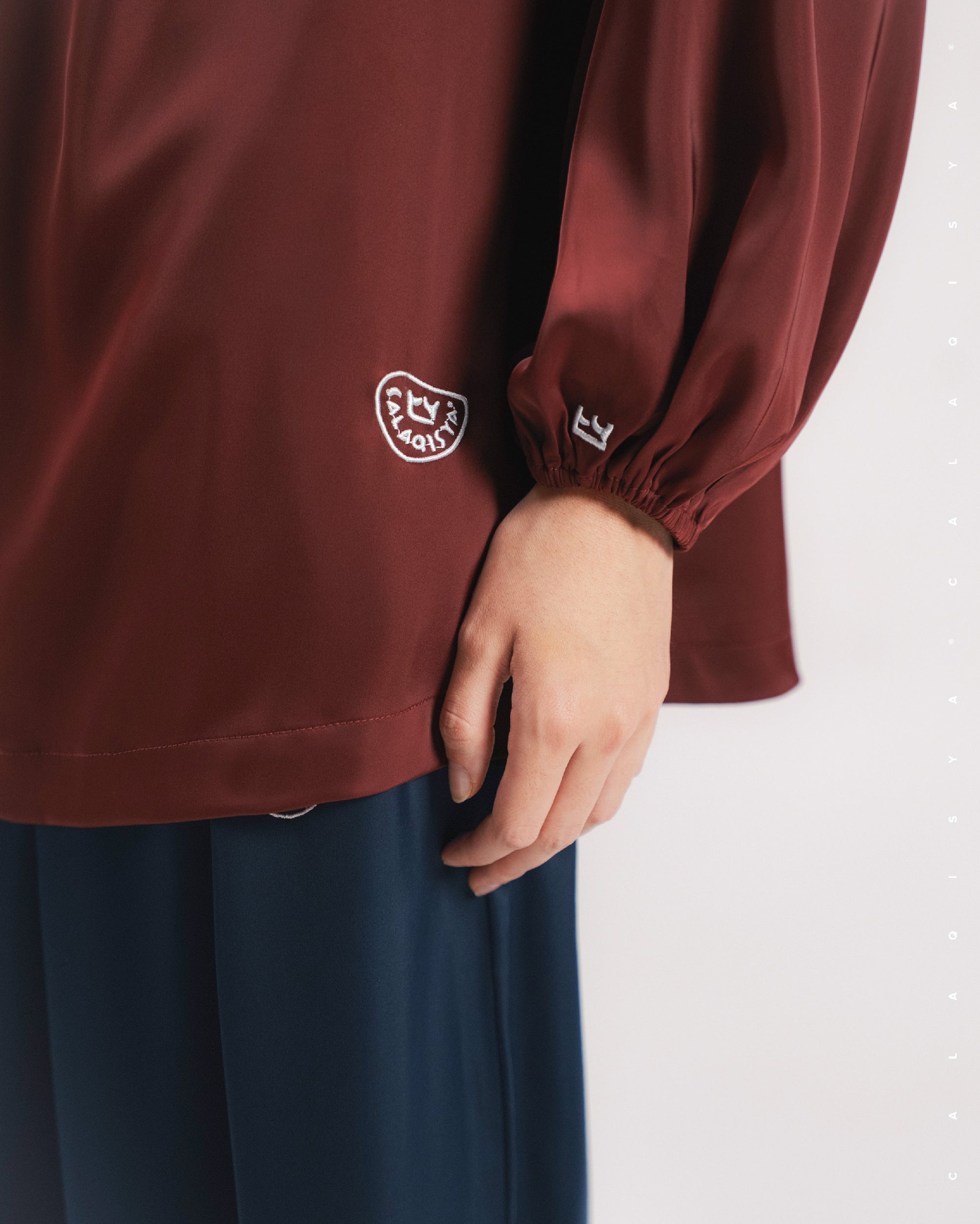 KATE TOP 2.0 IN RED MAHOGANY