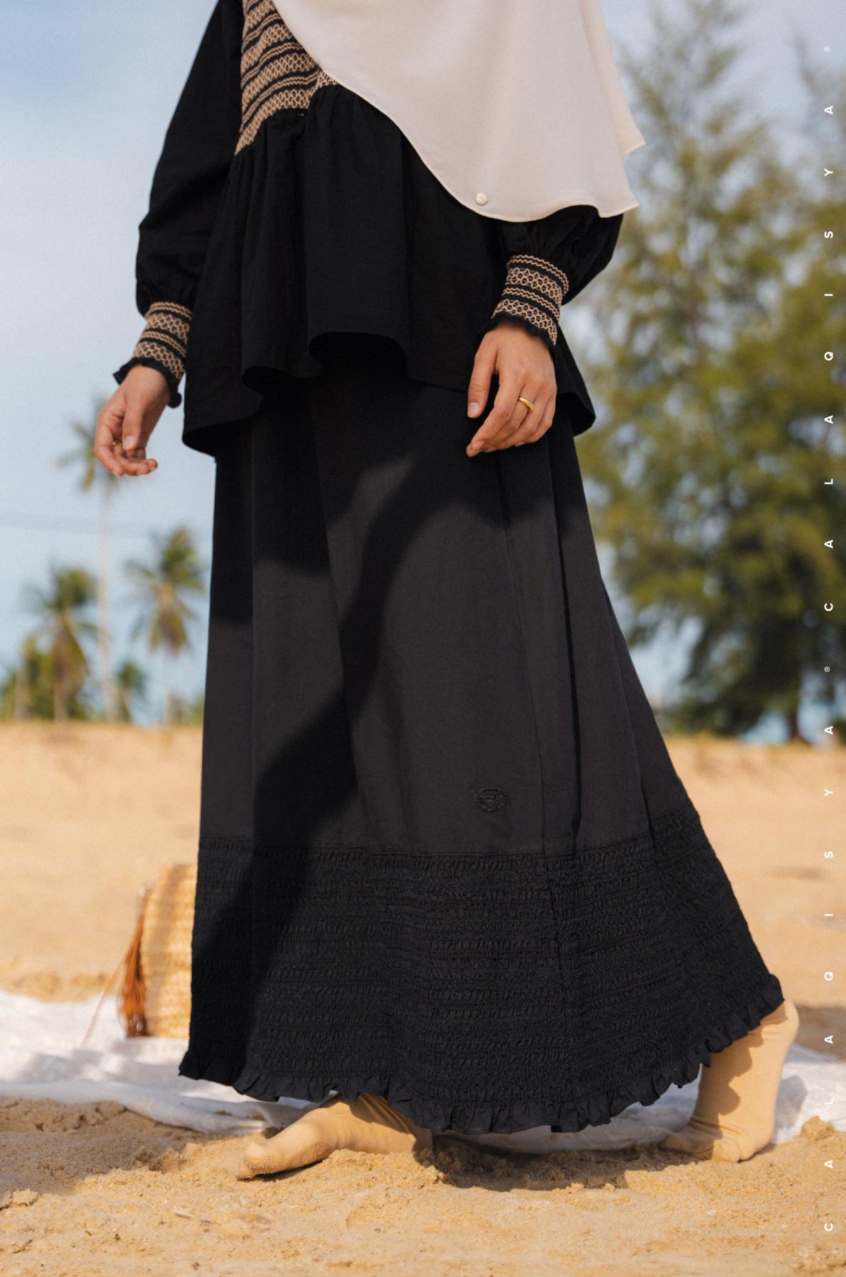 resort-rui-skirt-in-black-01-20240926171243