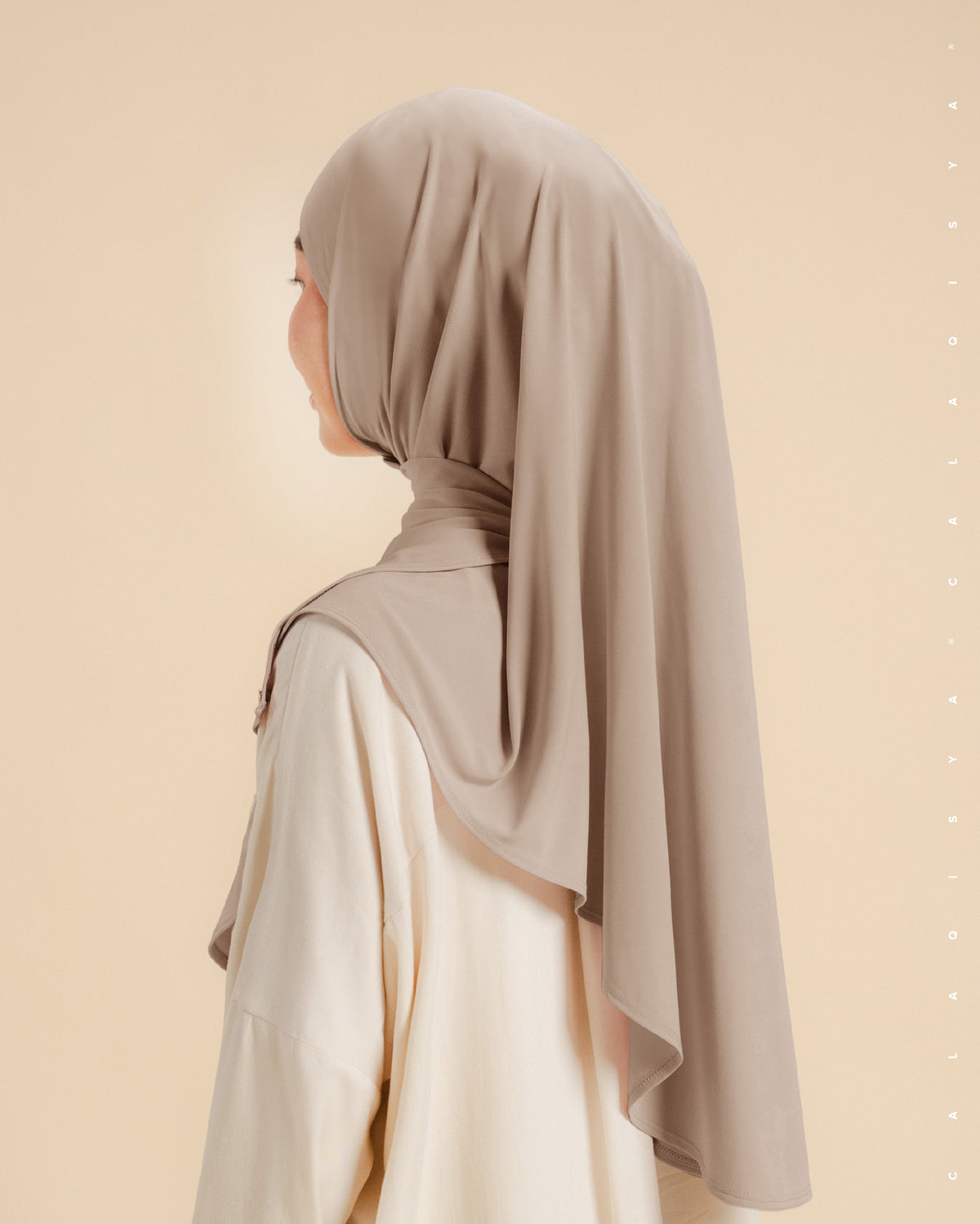 IRONLESS: NURA TIE BACK UNDERCHIN IN RUGBY TAN (ODOURLESS)
