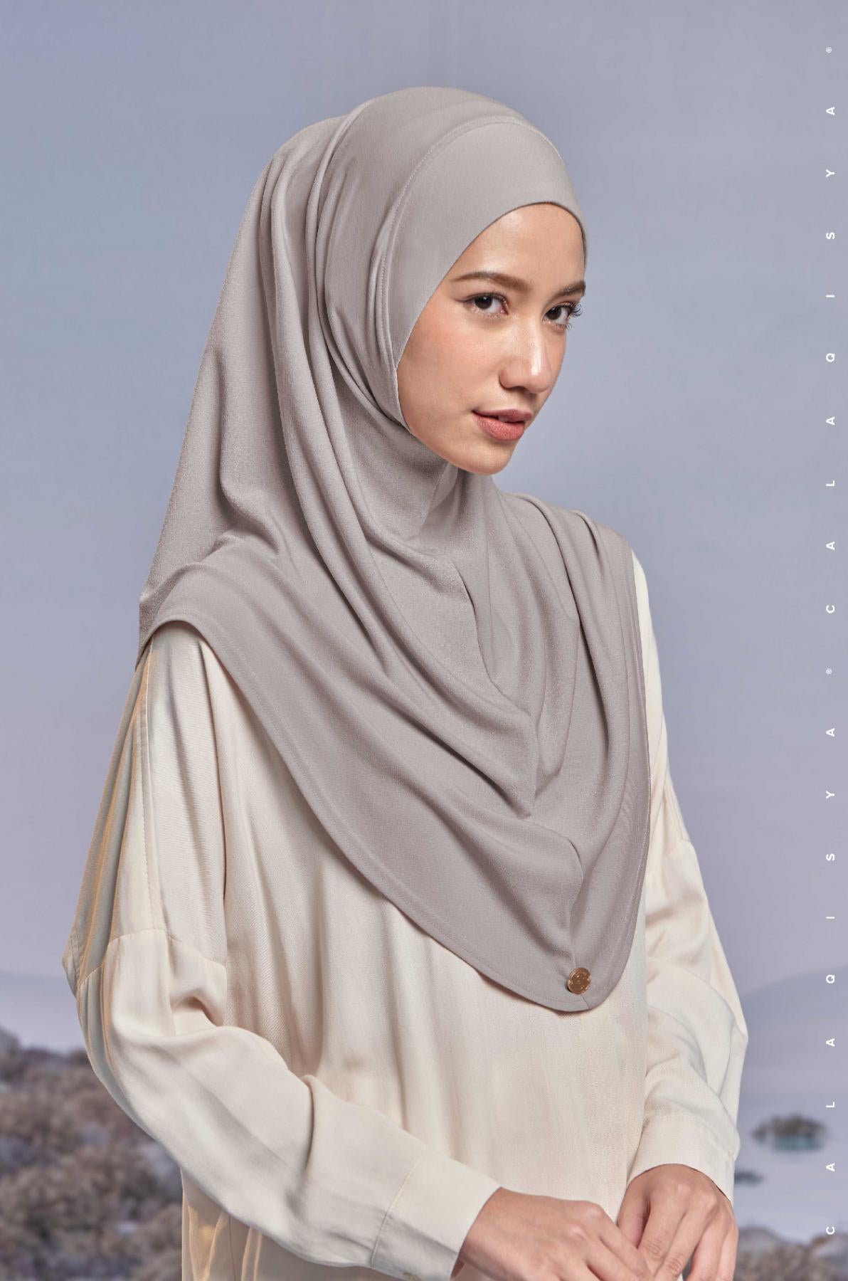 safa-instant-in-dove-grey-02-20230810171710