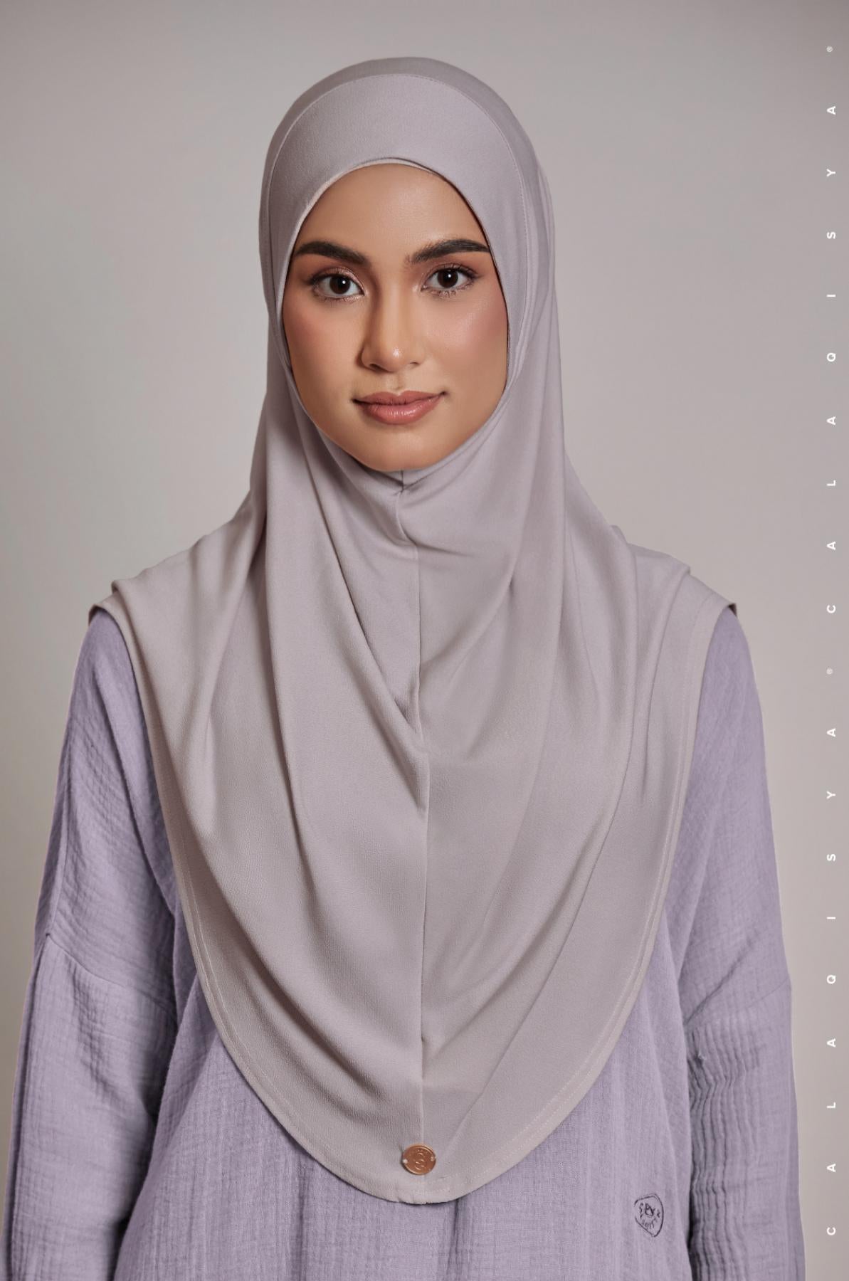 safa-instant-in-gull-grey-02-20240516122451