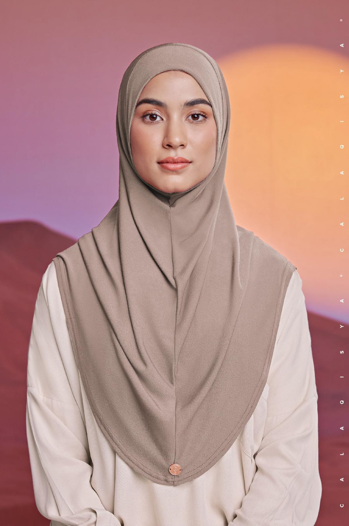 safa-instant-in-light-taupe-01-20230111164300