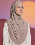 safa-instant-in-light-taupe-02-20230111164300