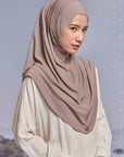 safa-instant-in-light-taupe-02-20230810172521