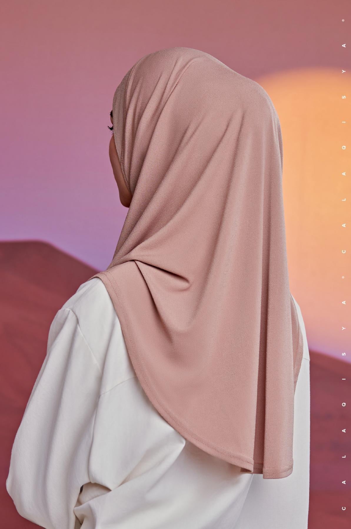 safa-instant-in-pink-sand-03-20230111172943