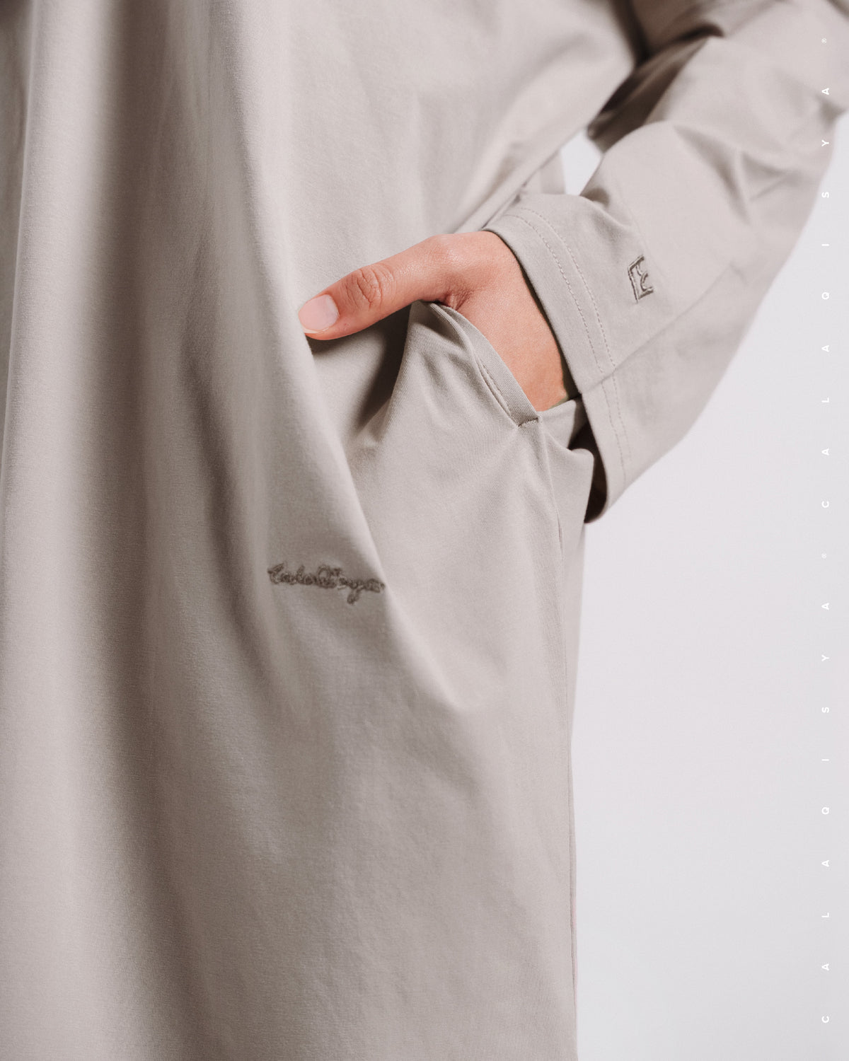 LIGHT LONG TOP IN SANDSHELL