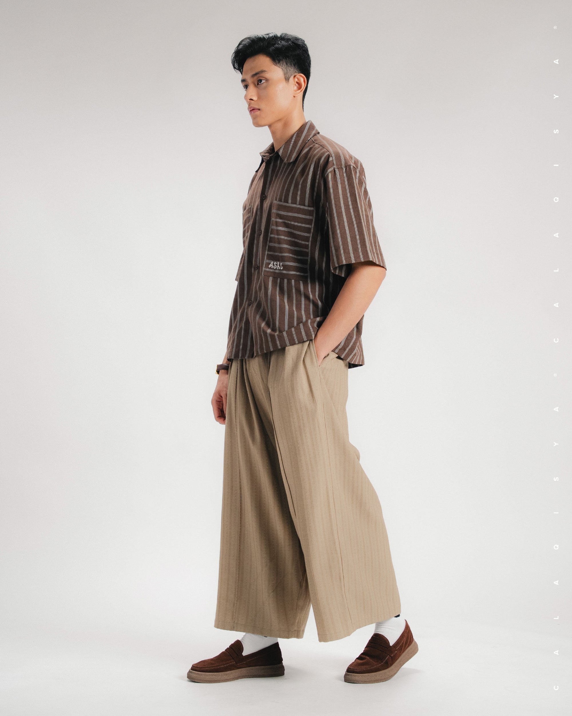 ASAL JESTER SHIRT IN SEAL BROWN