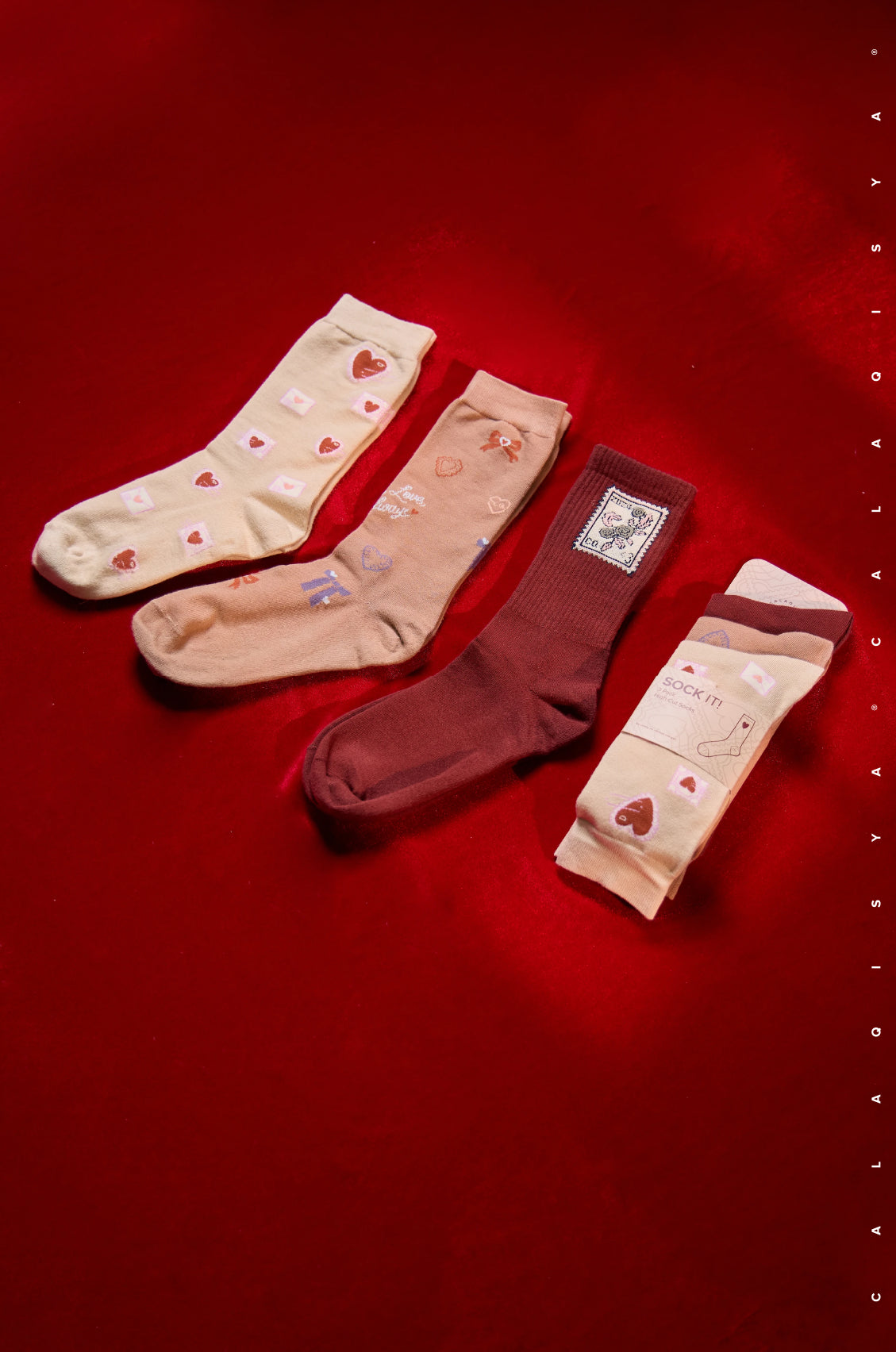 LOVE LETTERS : SOCKS