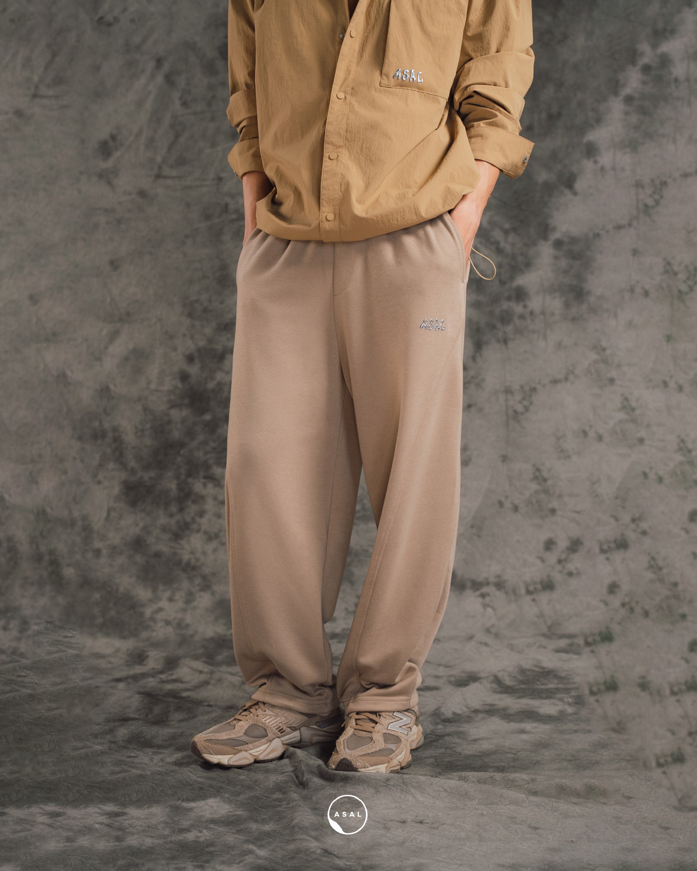 KYO PANTS IN SIMPLY TAUPE – CalaQisya