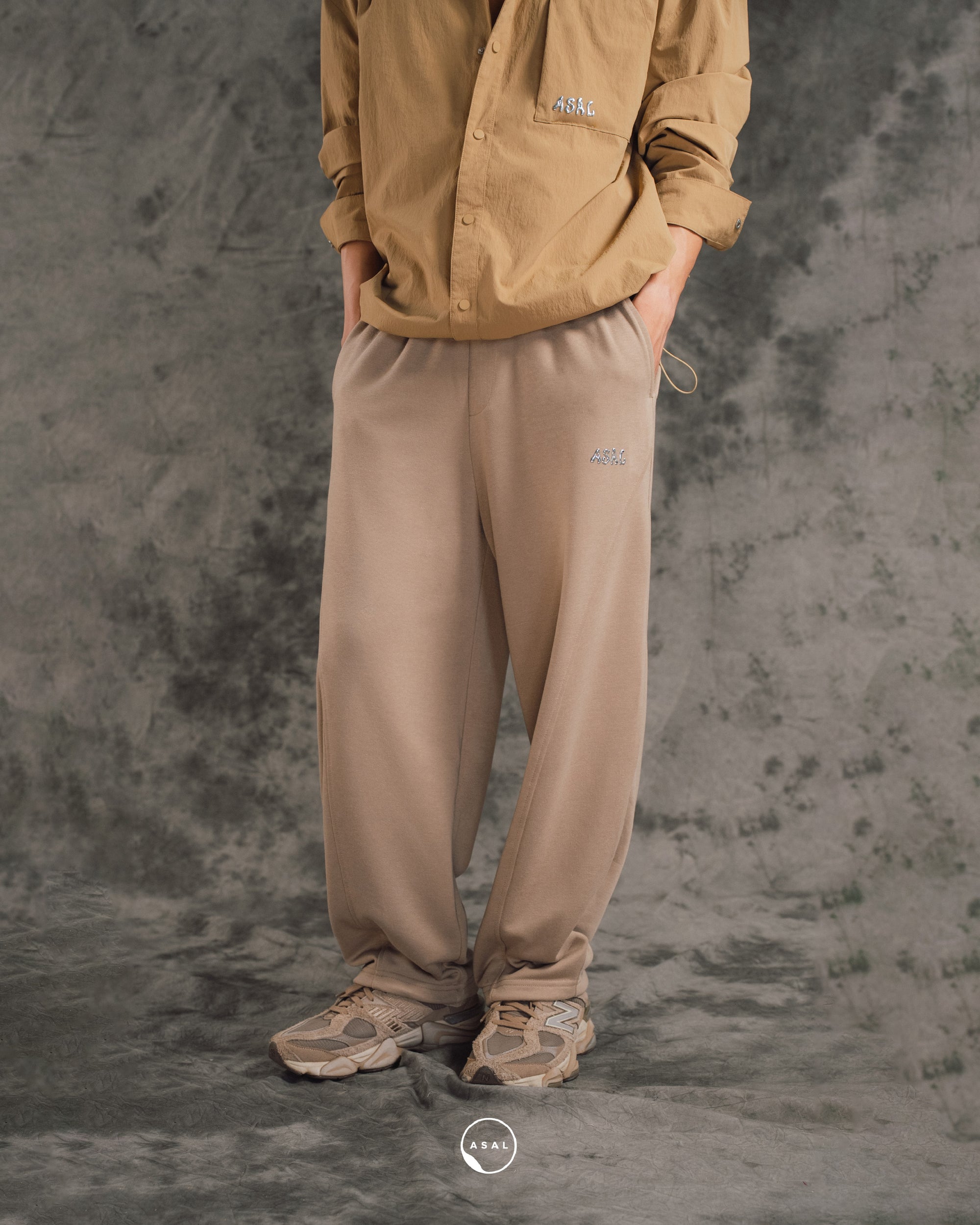 KYO PANTS IN SIMPLY TAUPE