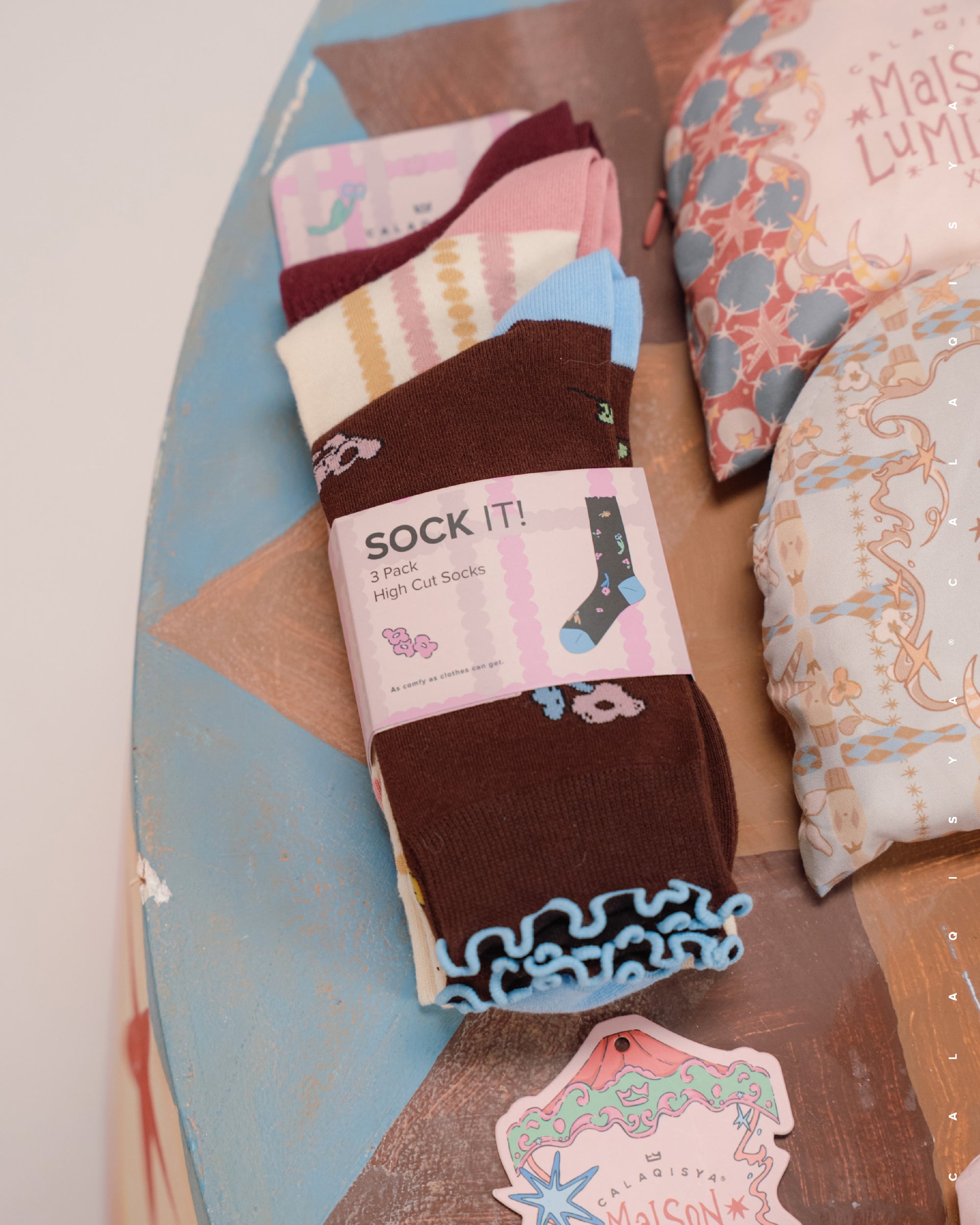 MAISON LUMIERE SOCK IT