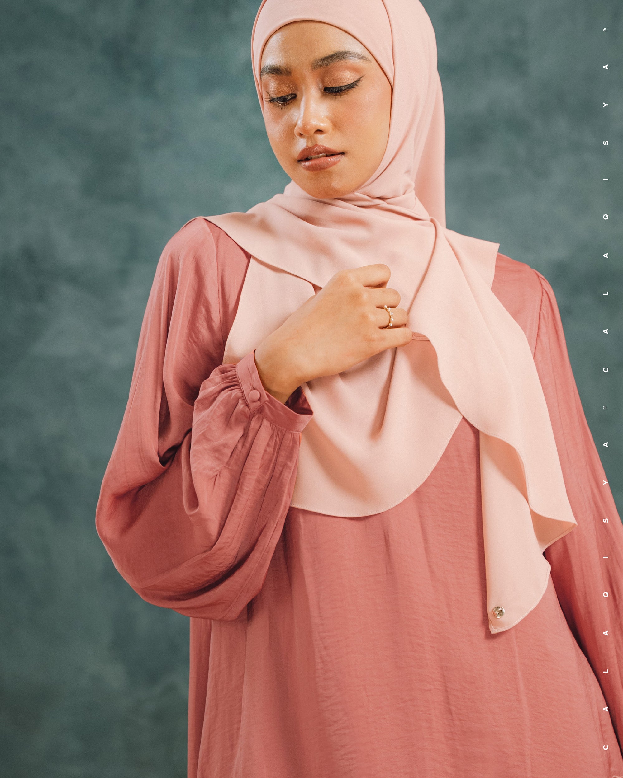 LAUREL BALLOON SLEEVE TOP IN TAWNY ORANGE