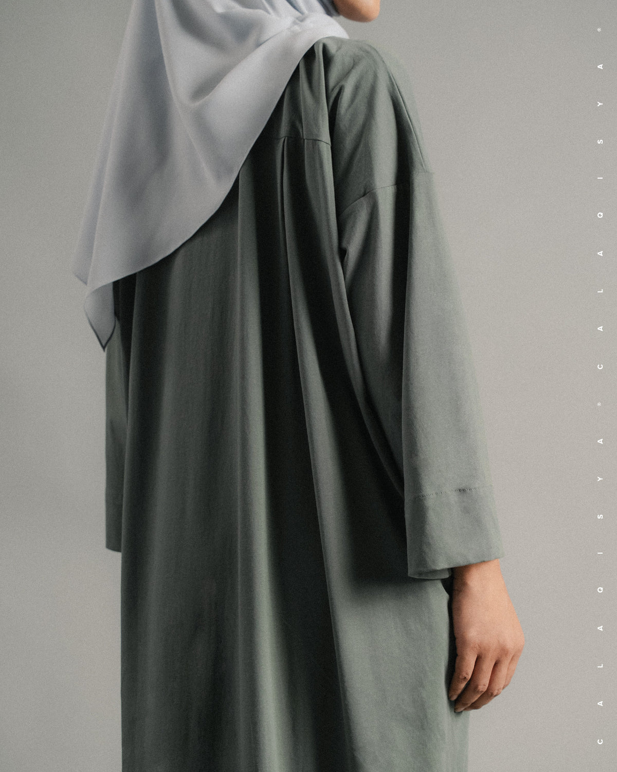 LIGHT DRESS IN THYME