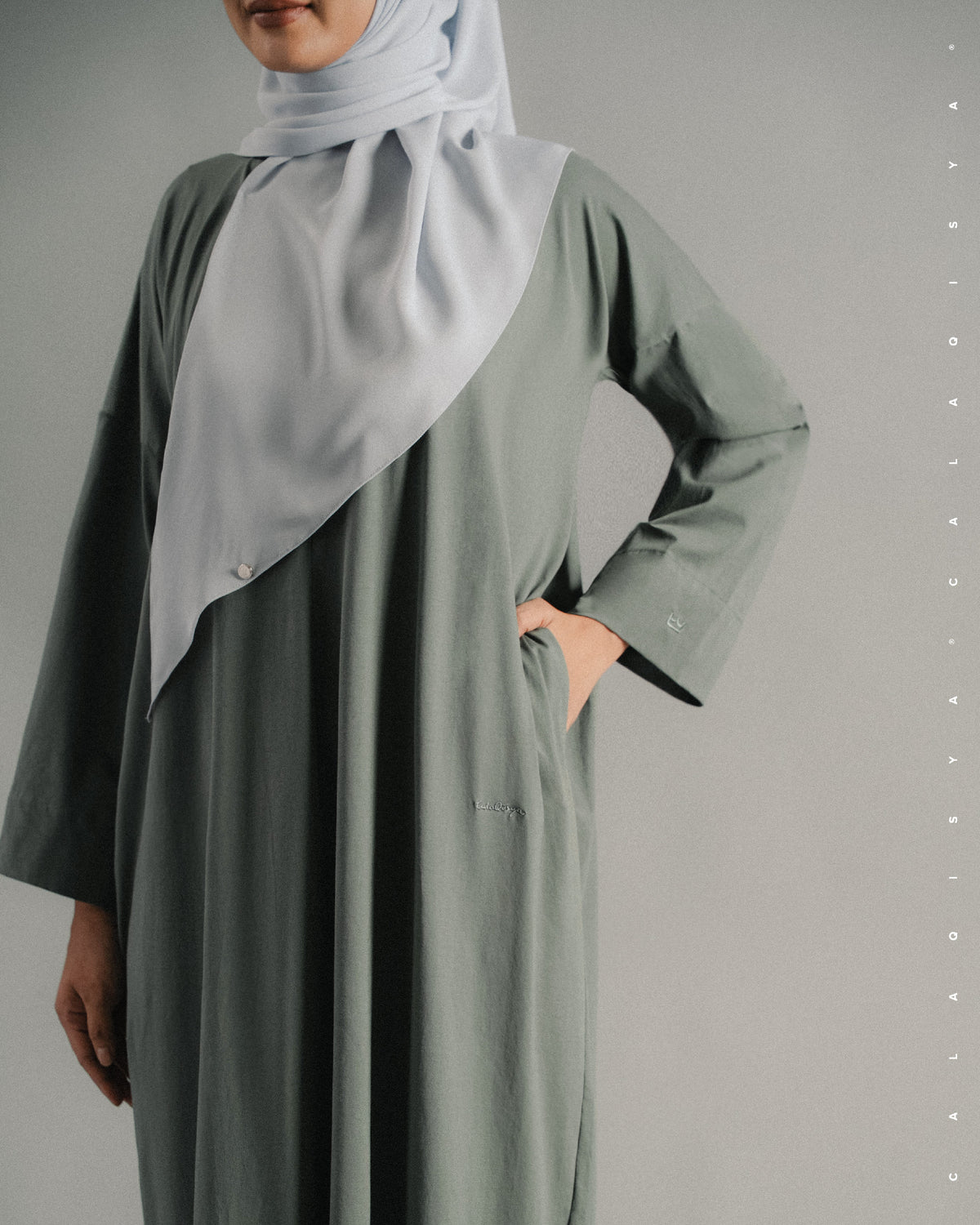 LIGHT DRESS IN THYME