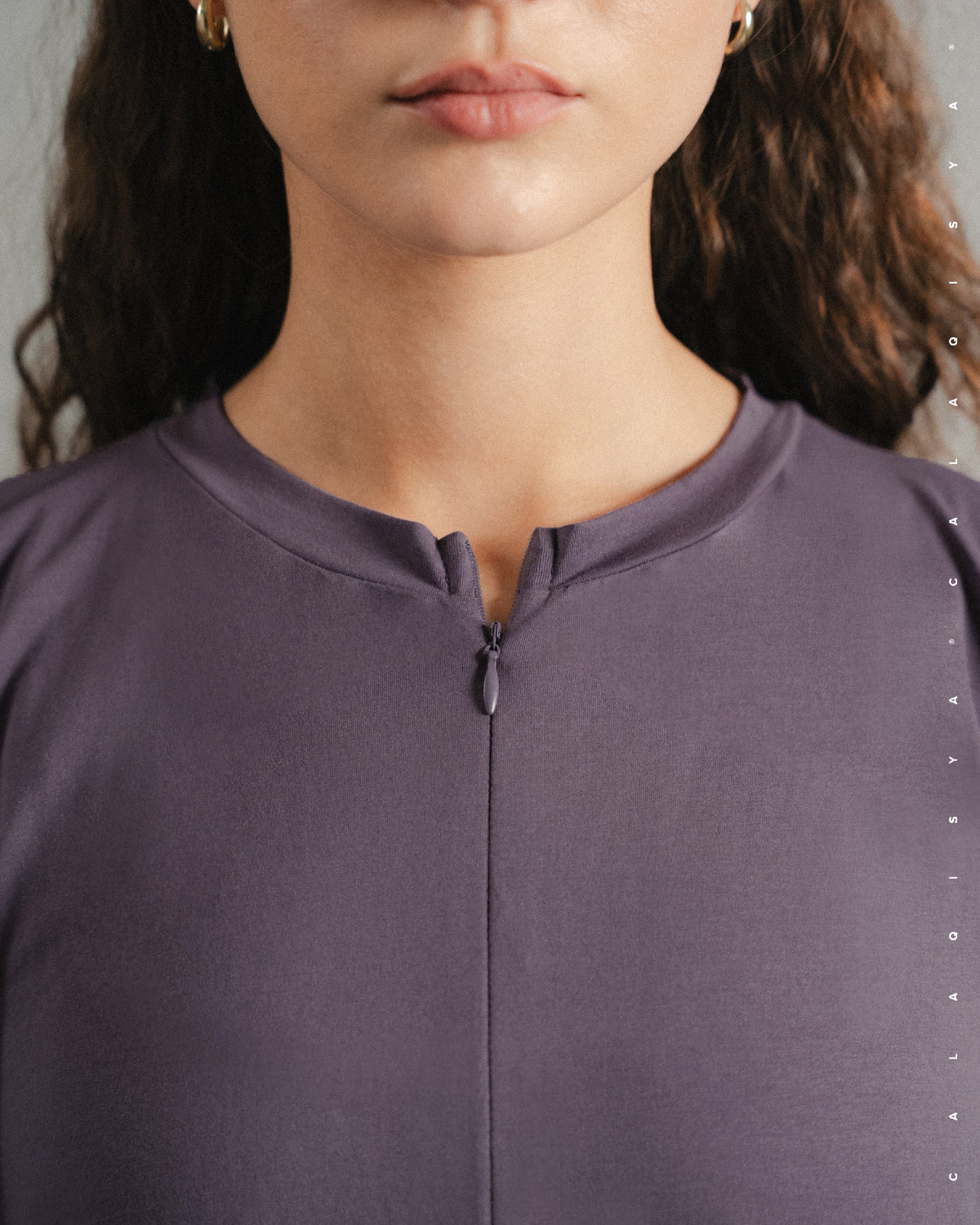 LIGHT DRESS IN VINTAGE VIOLET