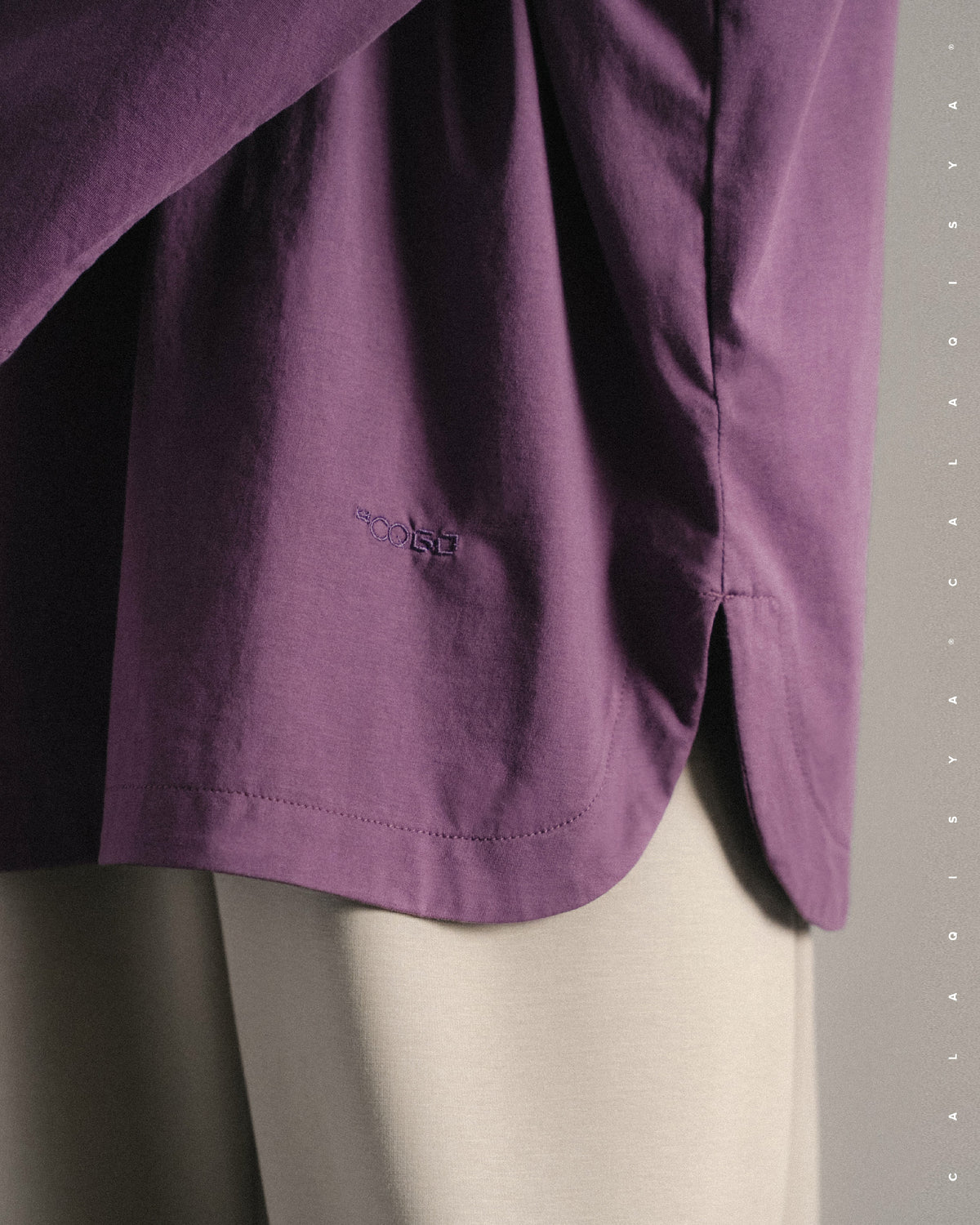 LIGHT TOP IN VINTAGE VIOLET