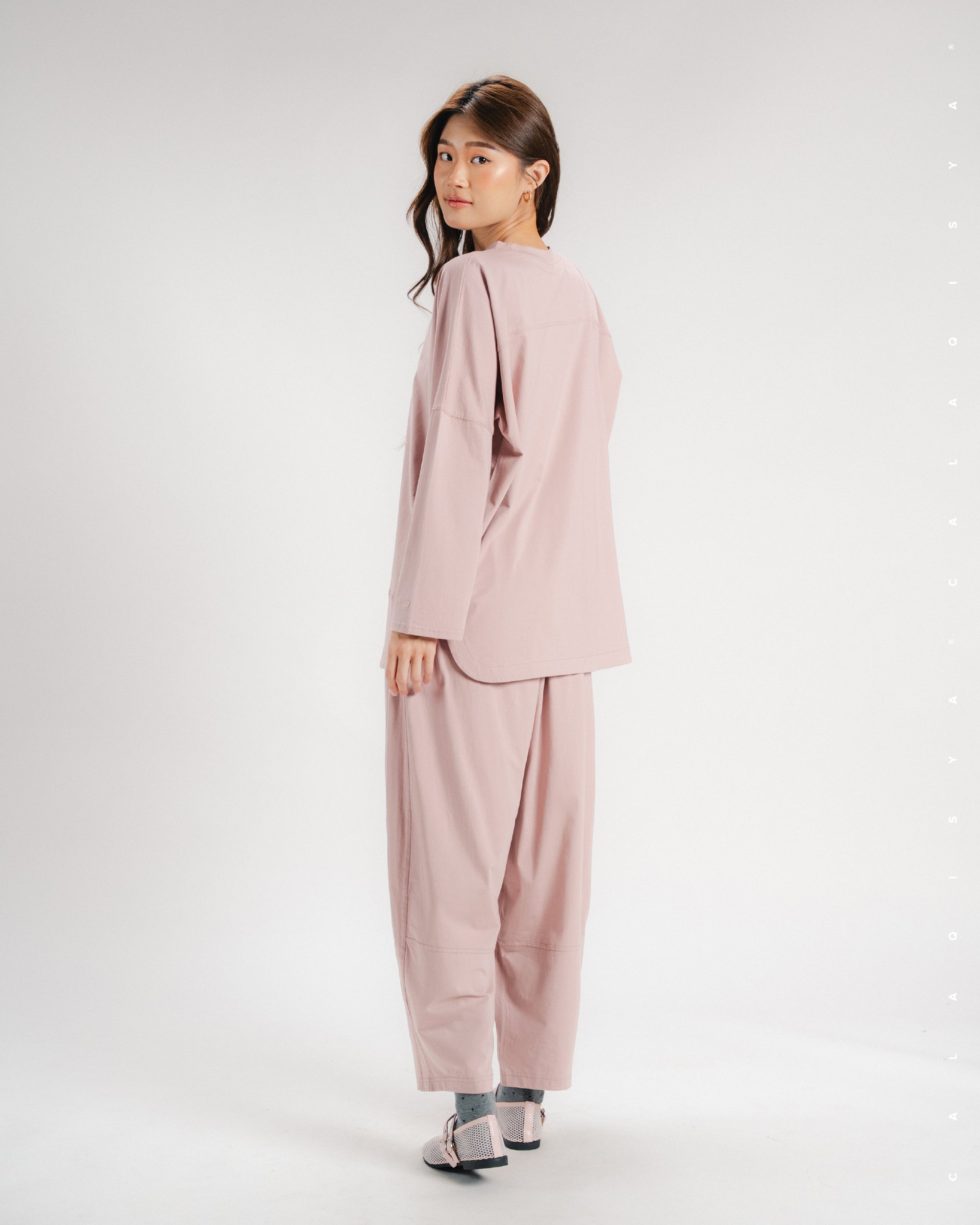 LIGHT COCOON PANTS IN VIOLET ICE