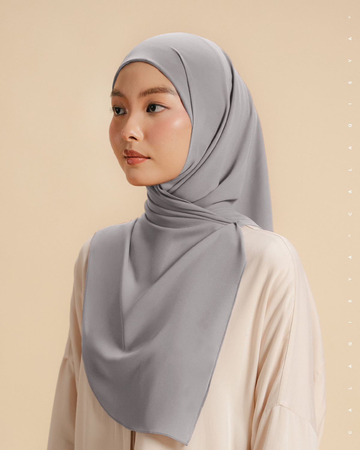 DANIAH FULL UNDERSCARF IN WET WEATHER
