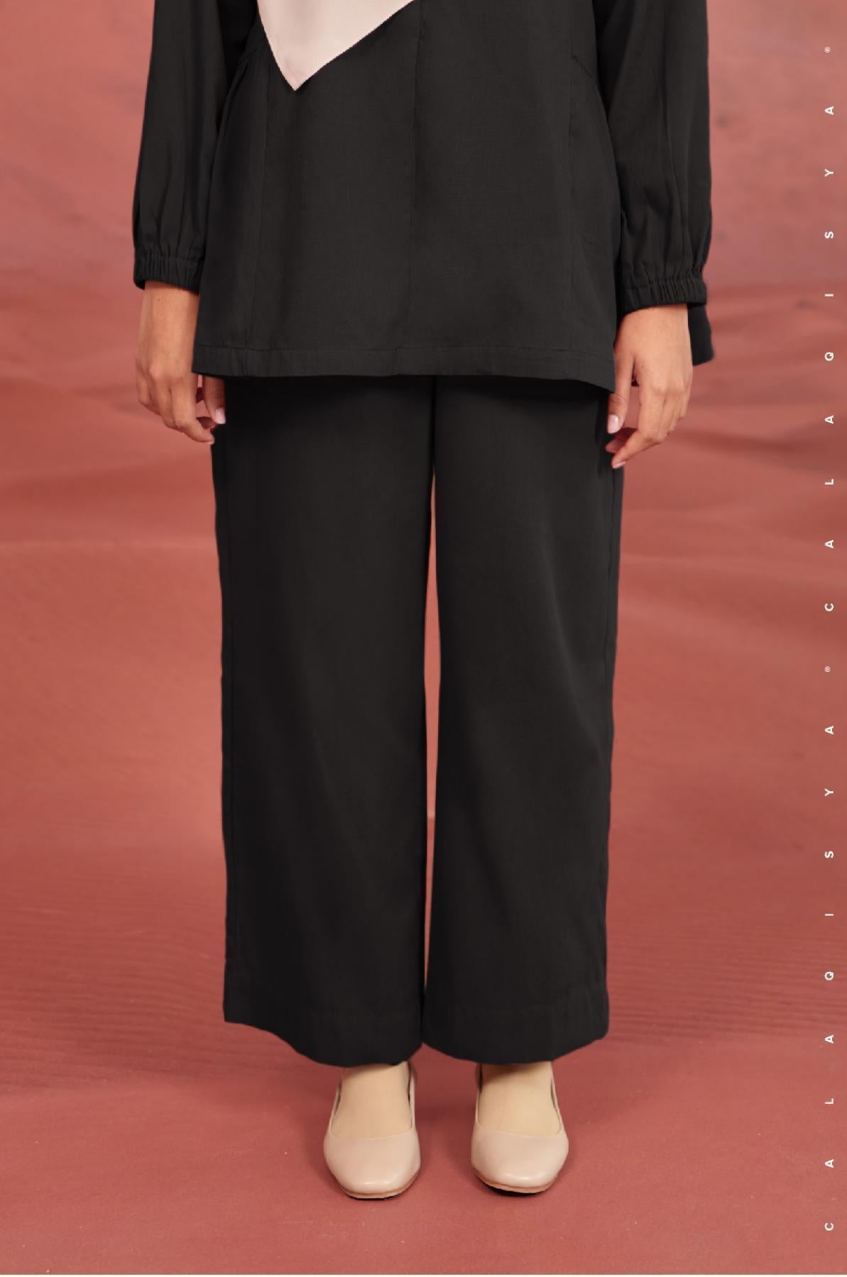 yara-pants-black-02-20230126173607