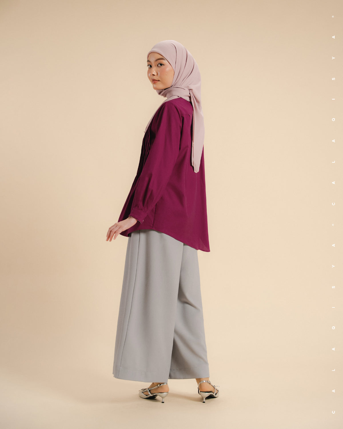 MORA PINTUCK TOP 2.0 IN LOVE POTION