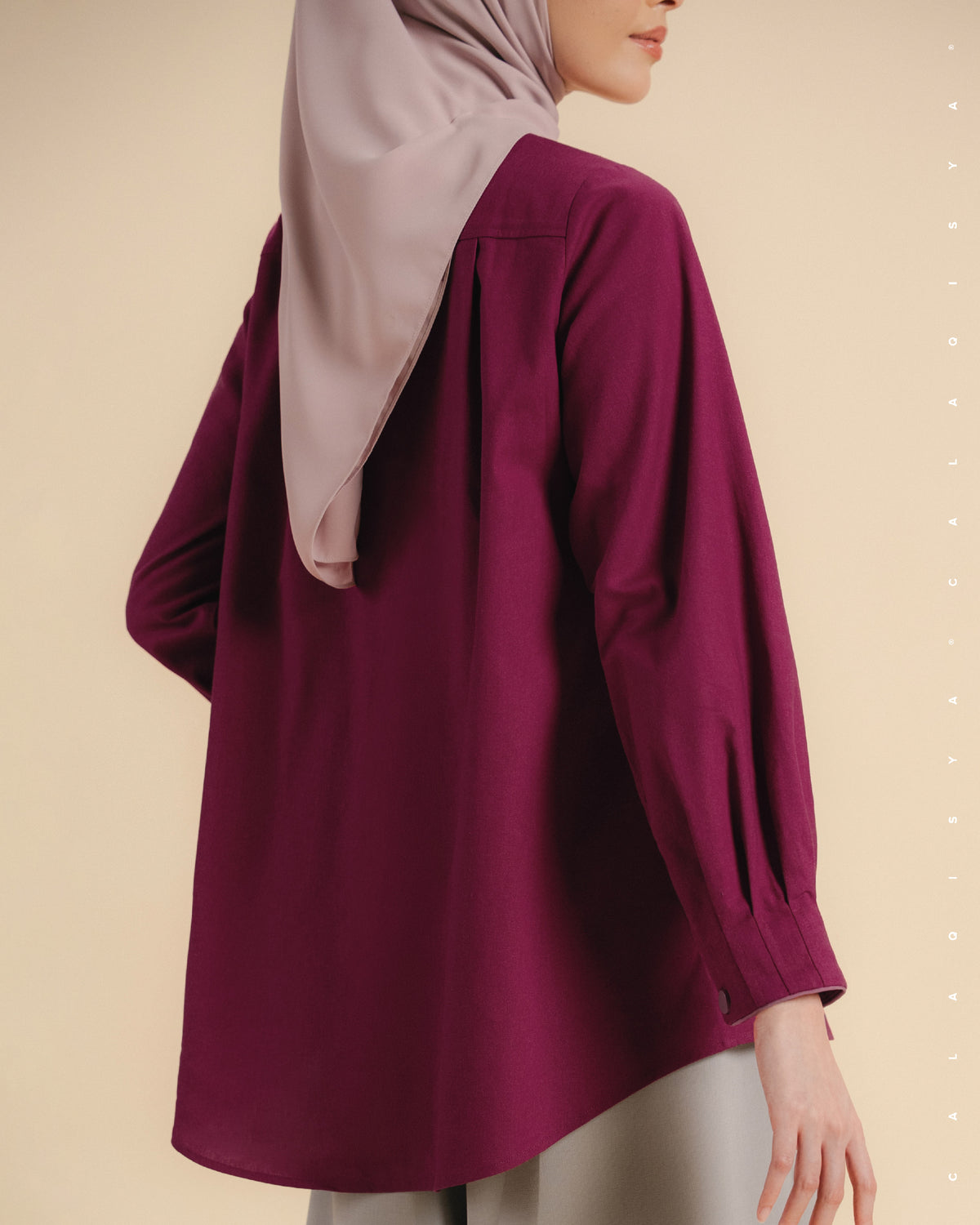 MORA PINTUCK TOP 2.0 IN LOVE POTION